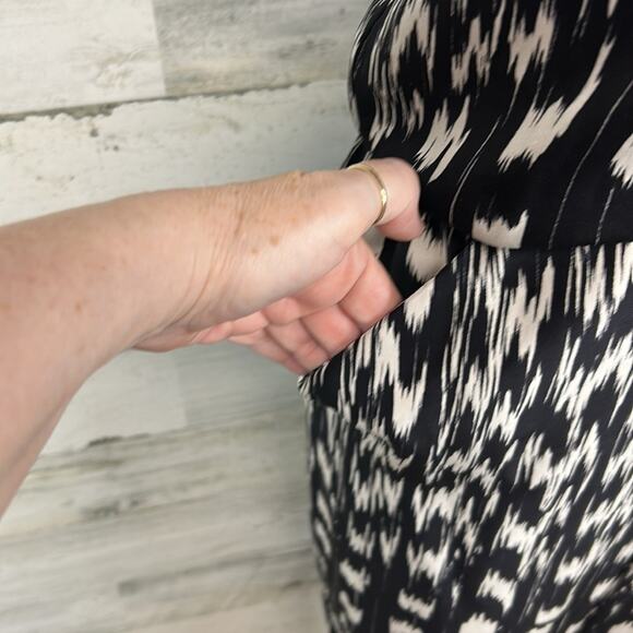 Parker Silk Abstract Print Jumpsuit Women’s Size Small - Picture 3 of 7